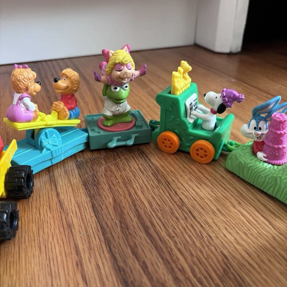 McDonalds Happy Meal 1994 Happy Birthday‎ COMPLETE SET